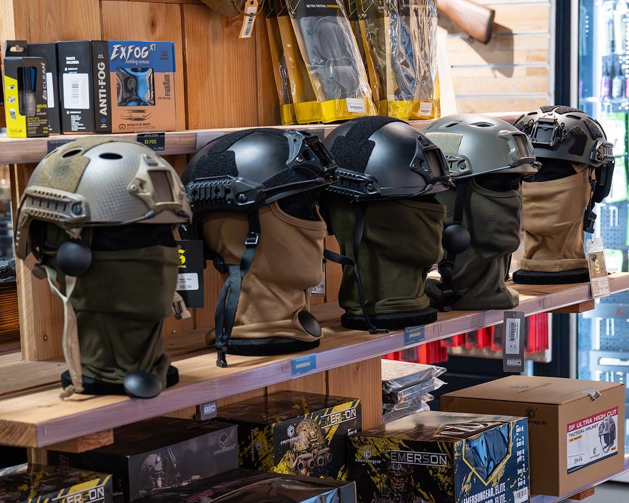 Tactical Gear / Equipment